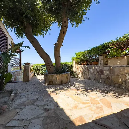 Sterlizia, Vista Mare